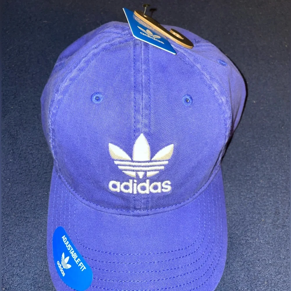 Adidas hat - Picture 1 of 2